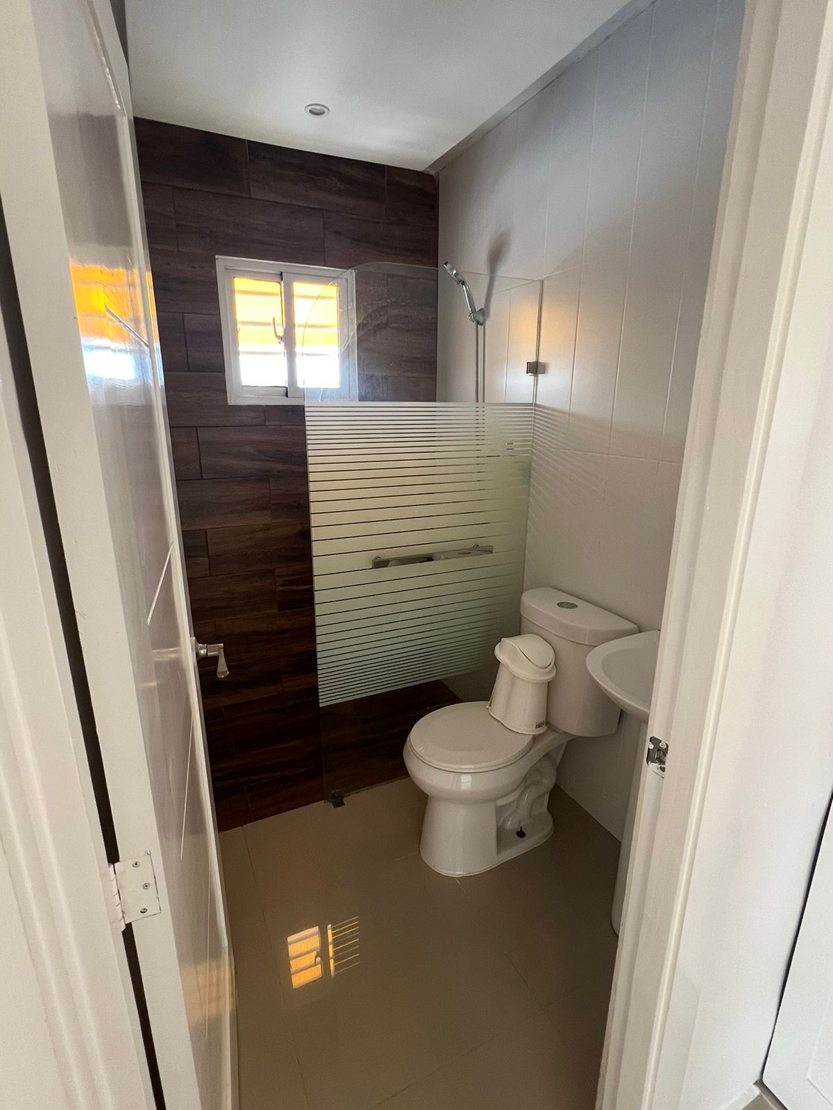 Apartamento en Renta, con Línea Blanca. Residencial Selene V — foto 5
